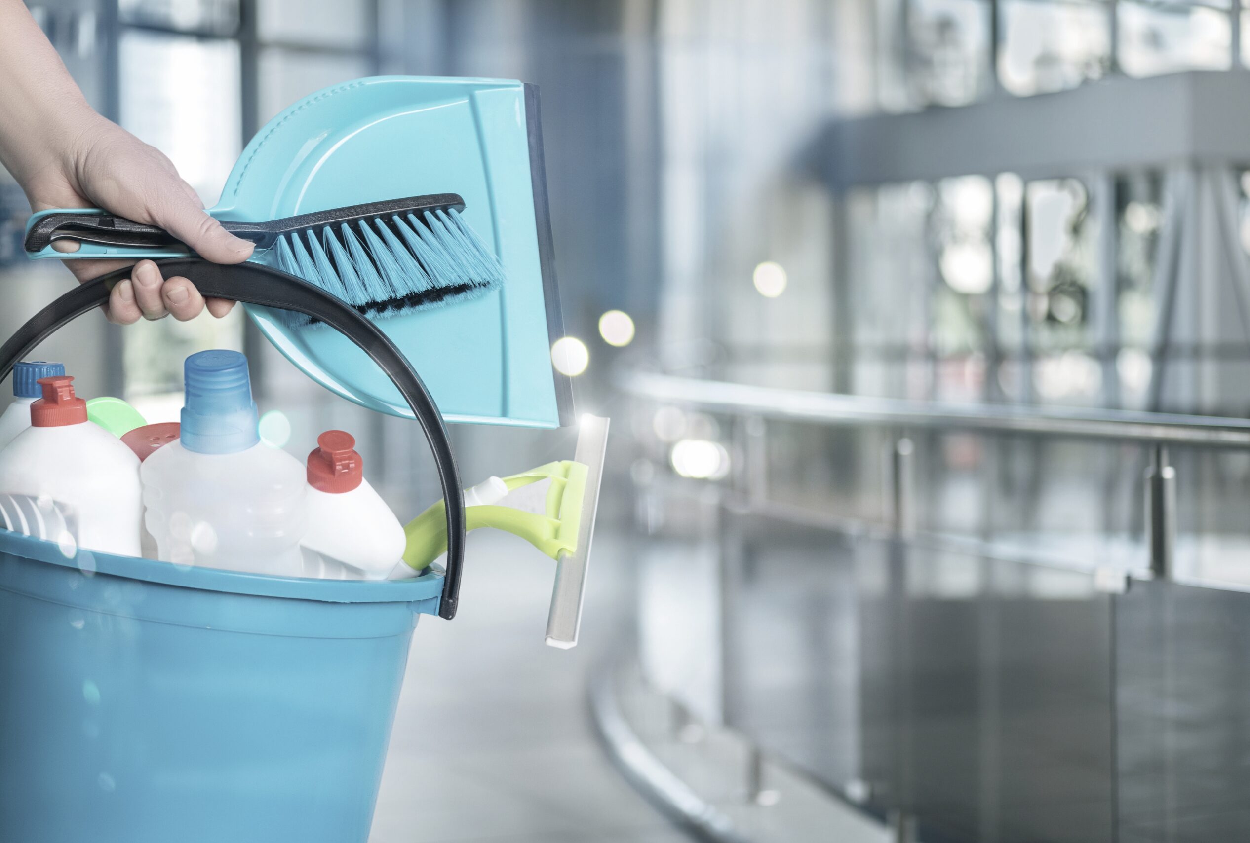 Reinigungsset im oeffentlichen Gebaeude – Behoerdenreinigung mit klaren Prozessen und Hygiene-Standards.